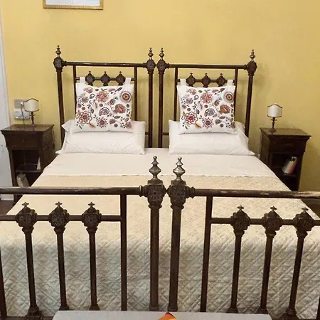 Aat - Charme - Bed and Breakfast Μπάρι